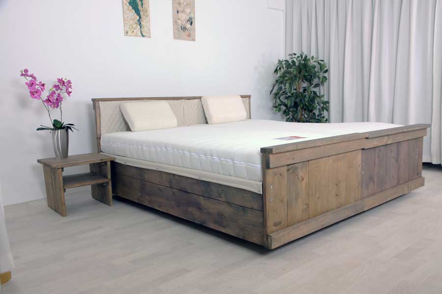 Stoere steigerhouten 2 persoons hooglaag bedden model de Luxe